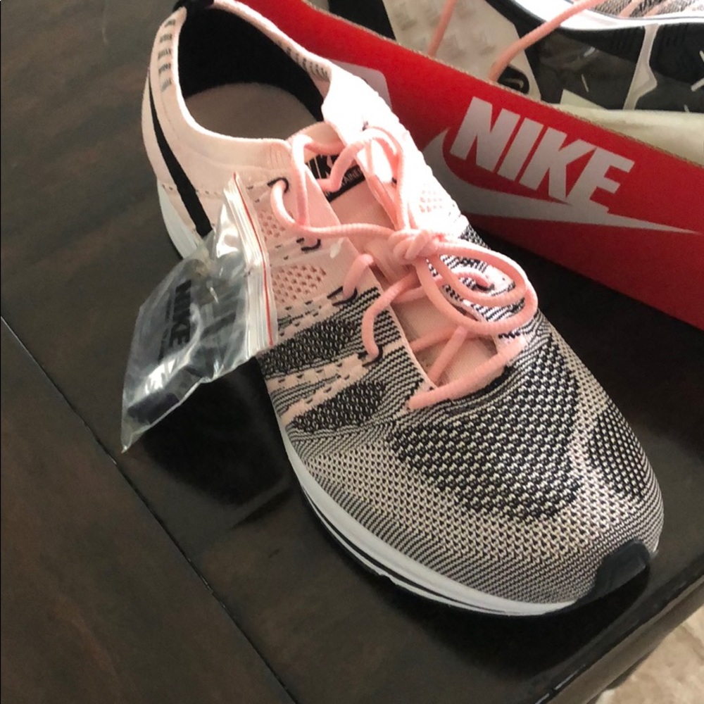 Nike Flyknit Trainer